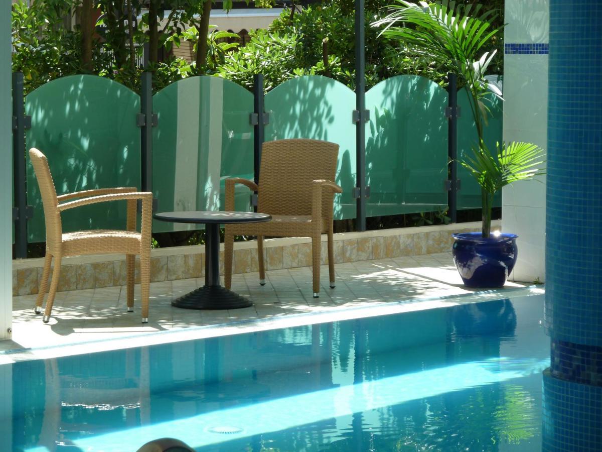 Hotel Gabbiano Cattolica Luaran gambar